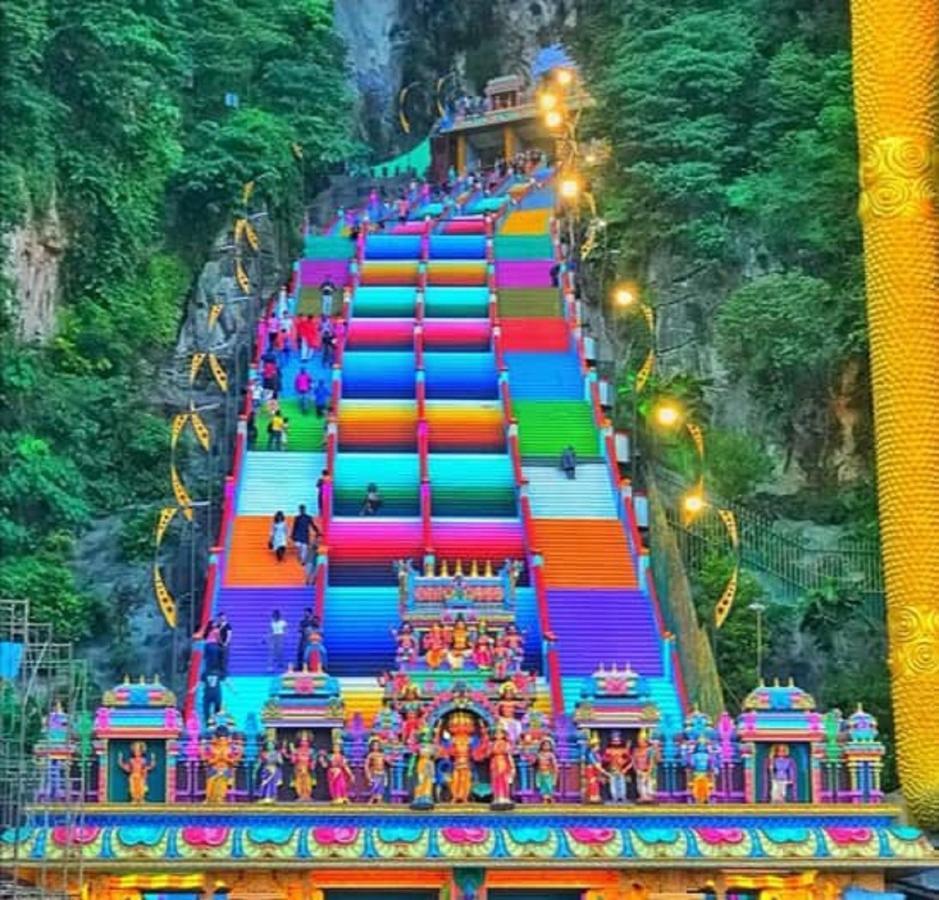 Kepong Homestay Selayang Batu Caves By Warm Home Kuala Lumpur Bagian luar foto