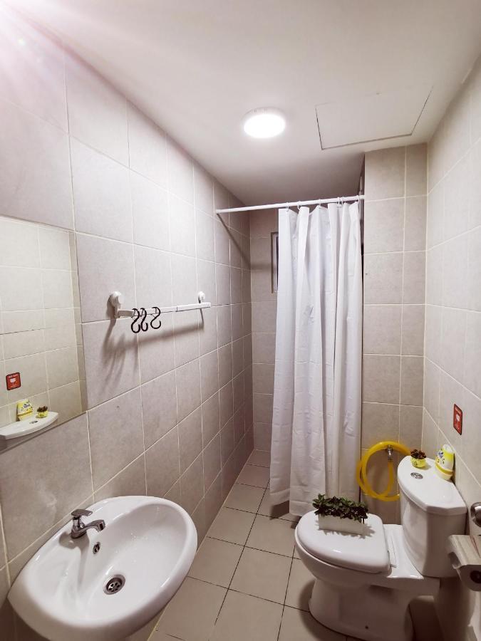 Kepong Homestay Selayang Batu Caves By Warm Home Kuala Lumpur Bagian luar foto